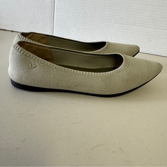 Vivaia Aria 2.0 Mint Gray Pointed Toe Ballet Flat Comfort Shoes Size 37.5 - Picture 15 of 16